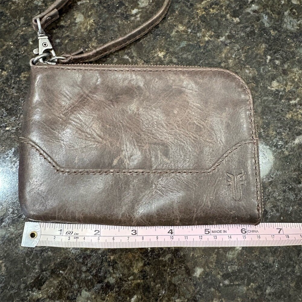 Frye Wristlet Wallet Womens One Size Brown Zip Pouch Clutch Detachable - Picture 1 of 8